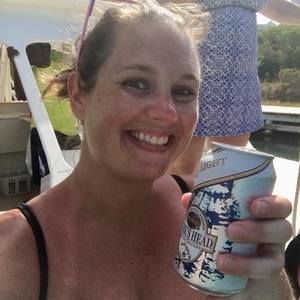 Meet your Posher, Camille